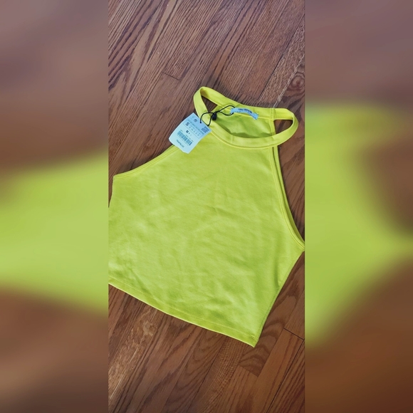 Women's Crop Top - Picture 1 of 4